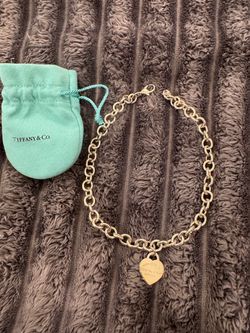 Tiffany & Co. Return to Tiffany Necklace