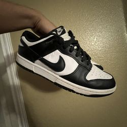 Men’s Nike Dunks Size 9.5