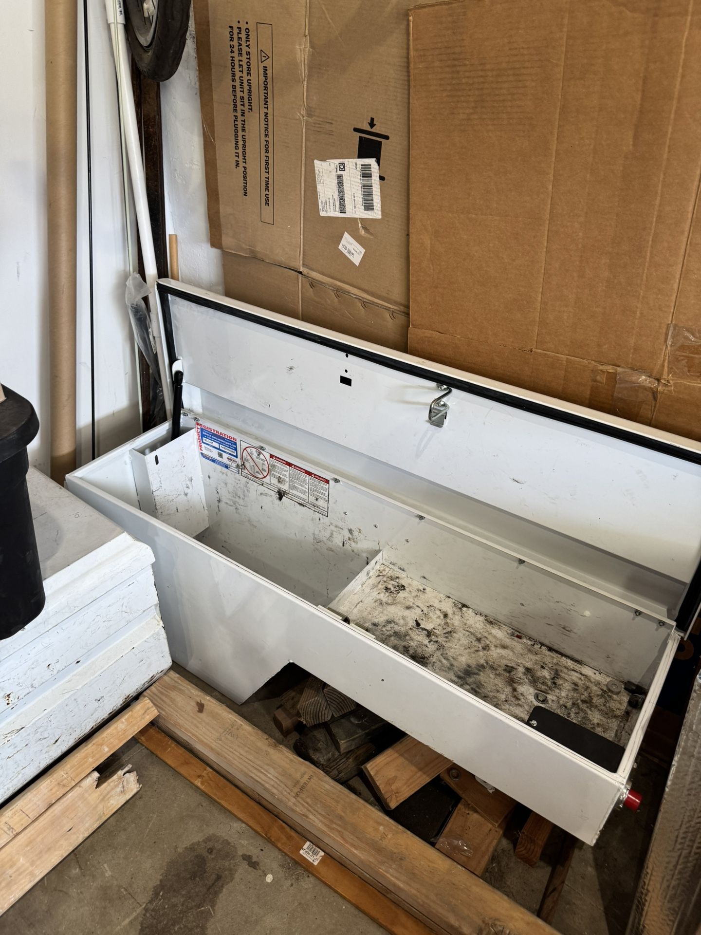 Weather Guard Pork Chop Tool Box