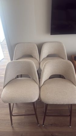 Set of 4 Upholstered Bar Stools