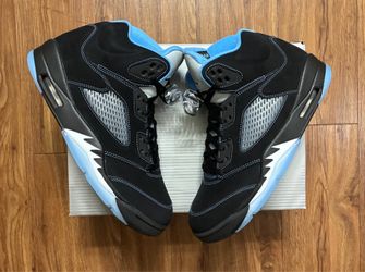 Jordan 5 UNC