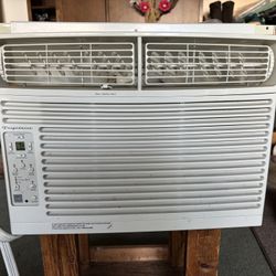 Air conditioner.  Frigidaire Works Great 