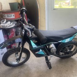 Razor Dirt Rocket MX125 Electric-Powered Dirt Bike - Black with Decal Included, for Child 5+