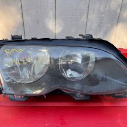 2002 BMW 325xi E46 Passenger Right Headlight (contact info removed)4