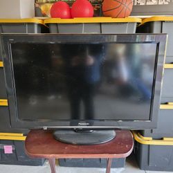 32" Panasonic Tv