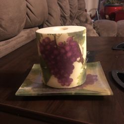 Grape Candle With Glass Plate