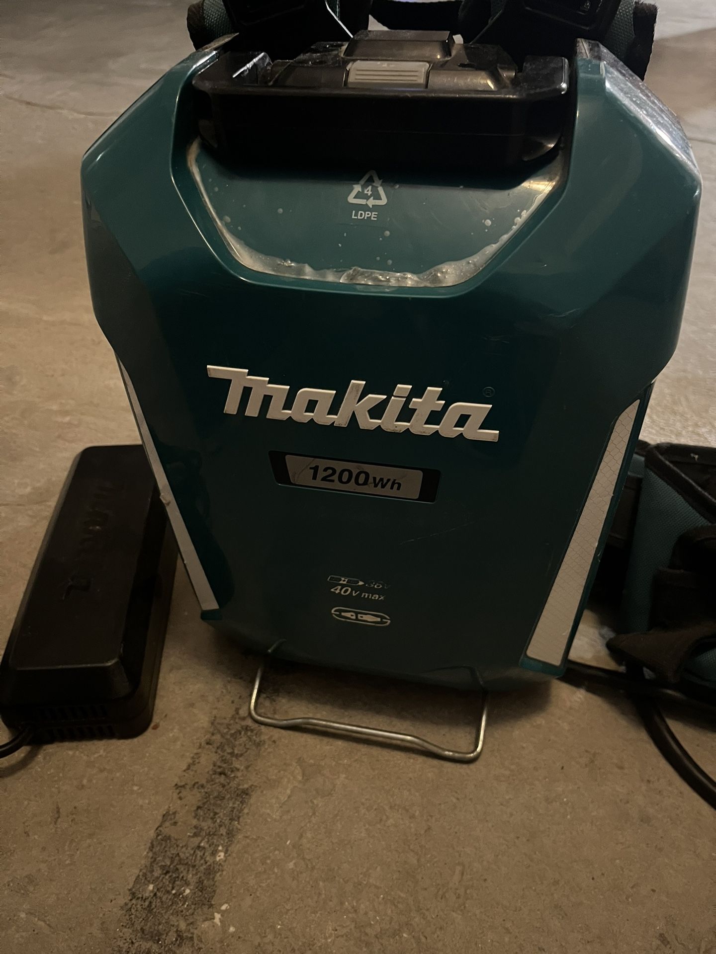 Makita Connectx 1200 Watts