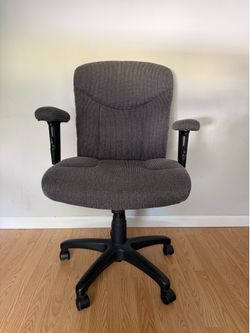 Desk chair