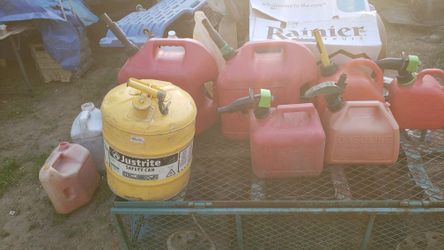 Gas Cans 1.5 / 2 / 5 Gallons