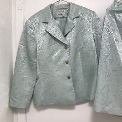 2  Prices is  Very Nice Color.  For  Laides Is 