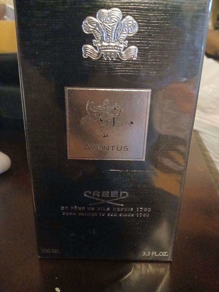 Men Creed Aventus Fragrance