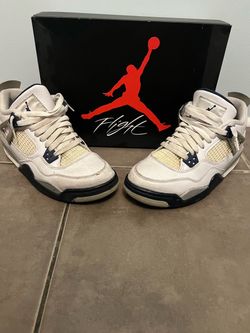 Jordan 4 midnight navy size 6.5 y