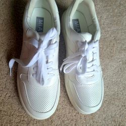 MIA Alisa or Krew Court white sneakers.