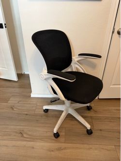 Rolling Desk Chair