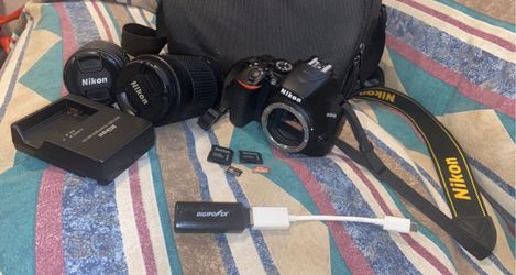 Camera Nikon D3500