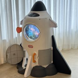 Little tikes Rocket Kids Astronaut Spaceship