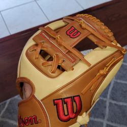 Wilson A2000 11.5inch Baseball Glove 