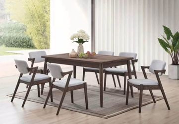 Dining Set