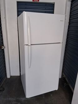 Fridge working delivery available