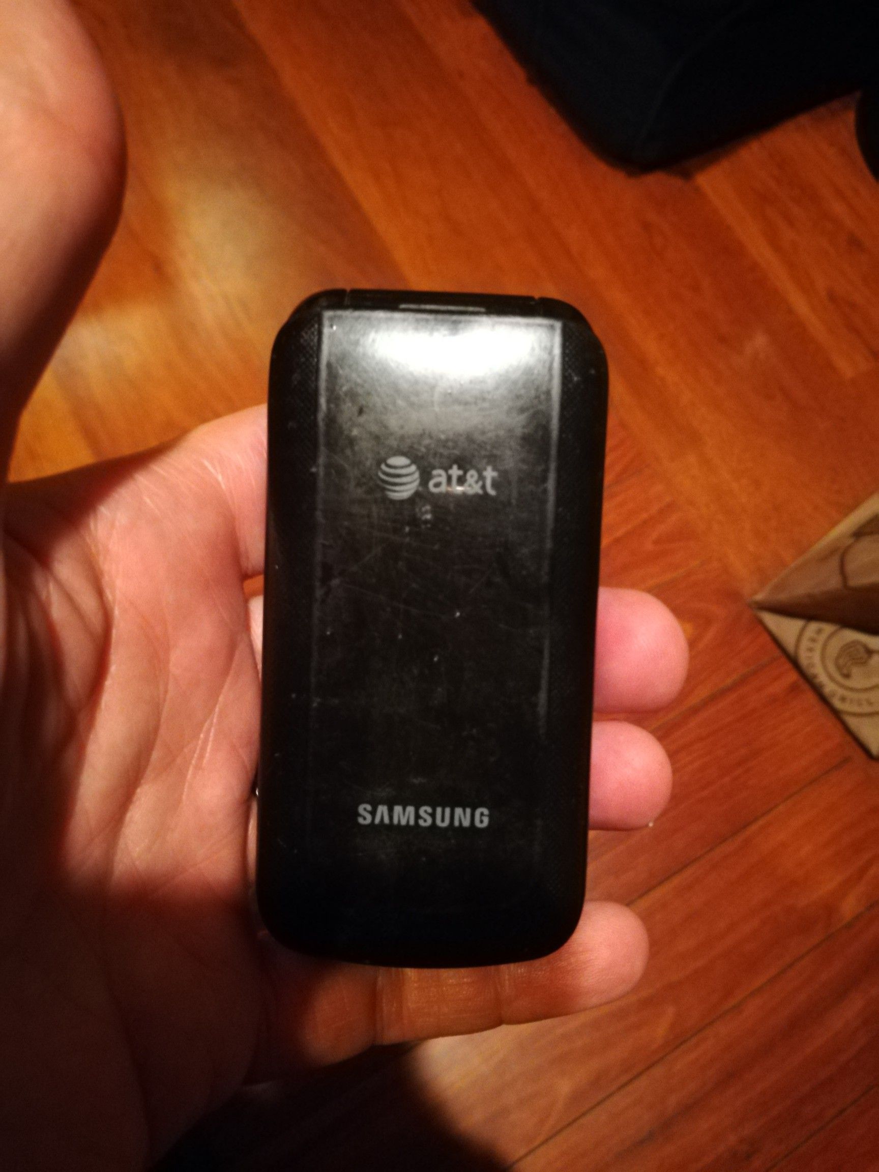 Samsung SGH-A157 flip phone