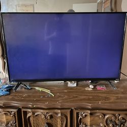 38 Inch Tv W Remote