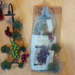 Lot Of Grape Decor For Kitchen 75  to 80 Pieces Beautiful 