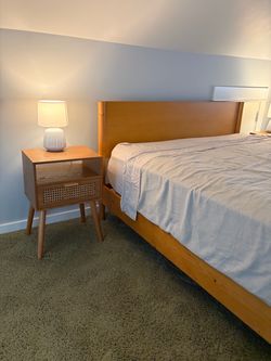 Queen bedroom set