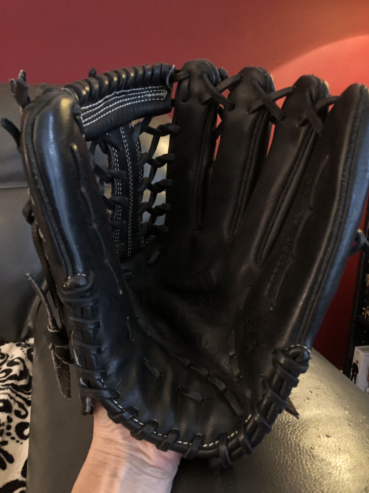 Mizuno MVP prime 12.75” baseball glove