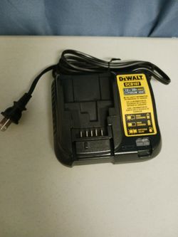 DeWalt 20 volt battery charger
