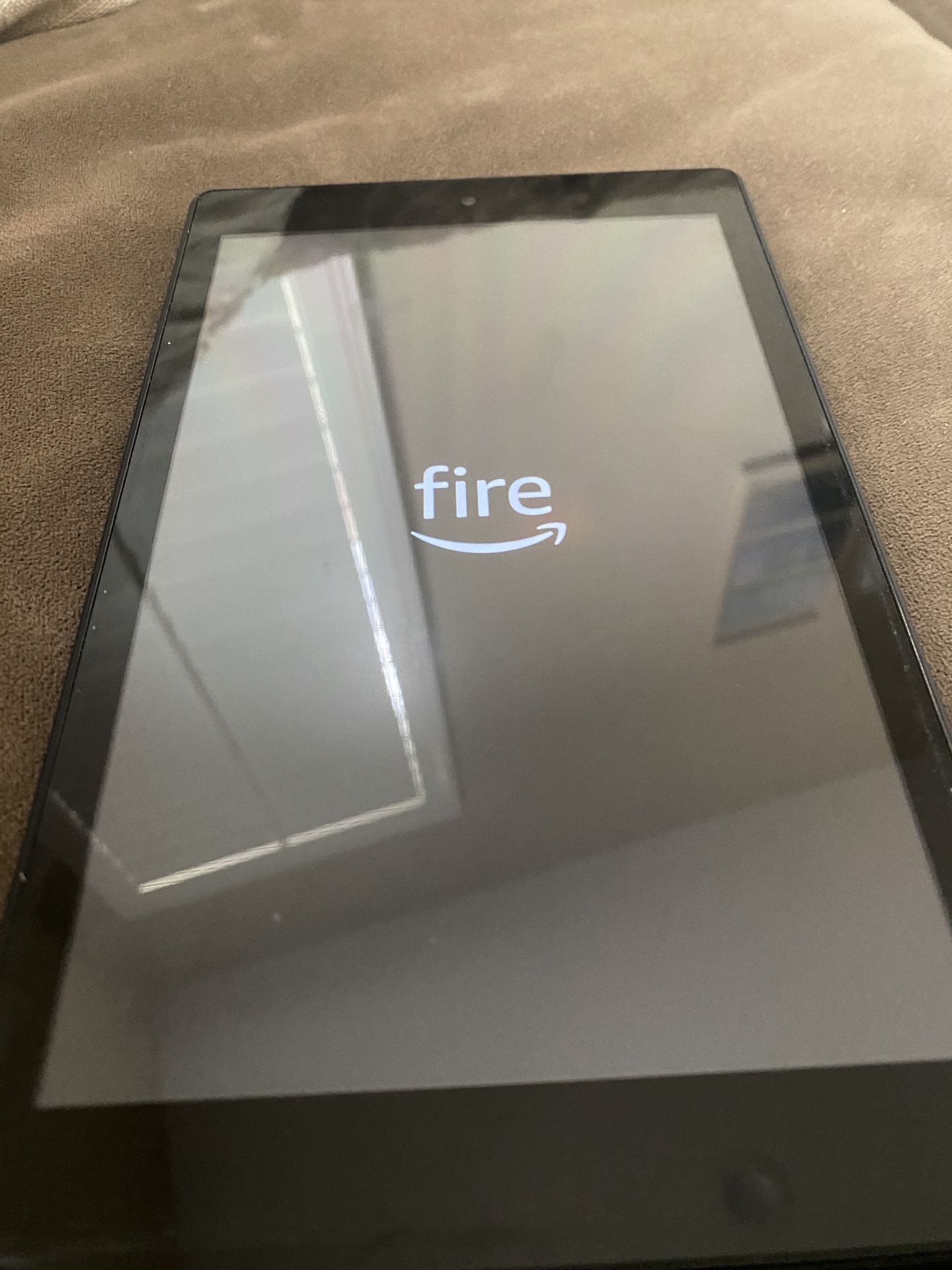 Amazon Fire HD 8 Tablet - Excellent Condition 