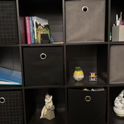 Cube Organizer Shelf With 6 Boxes 
