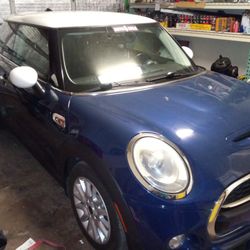 Mini Cooper 2DHB.    Turbo