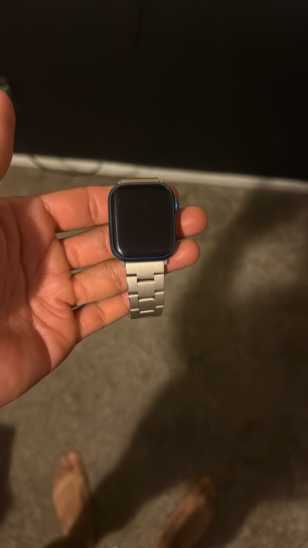Series 7 Apple Watch With Charger And Band