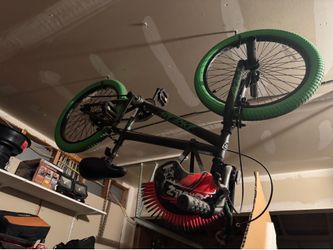 Kids bike and helmet