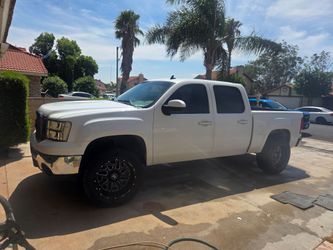 2008 sierra clean title