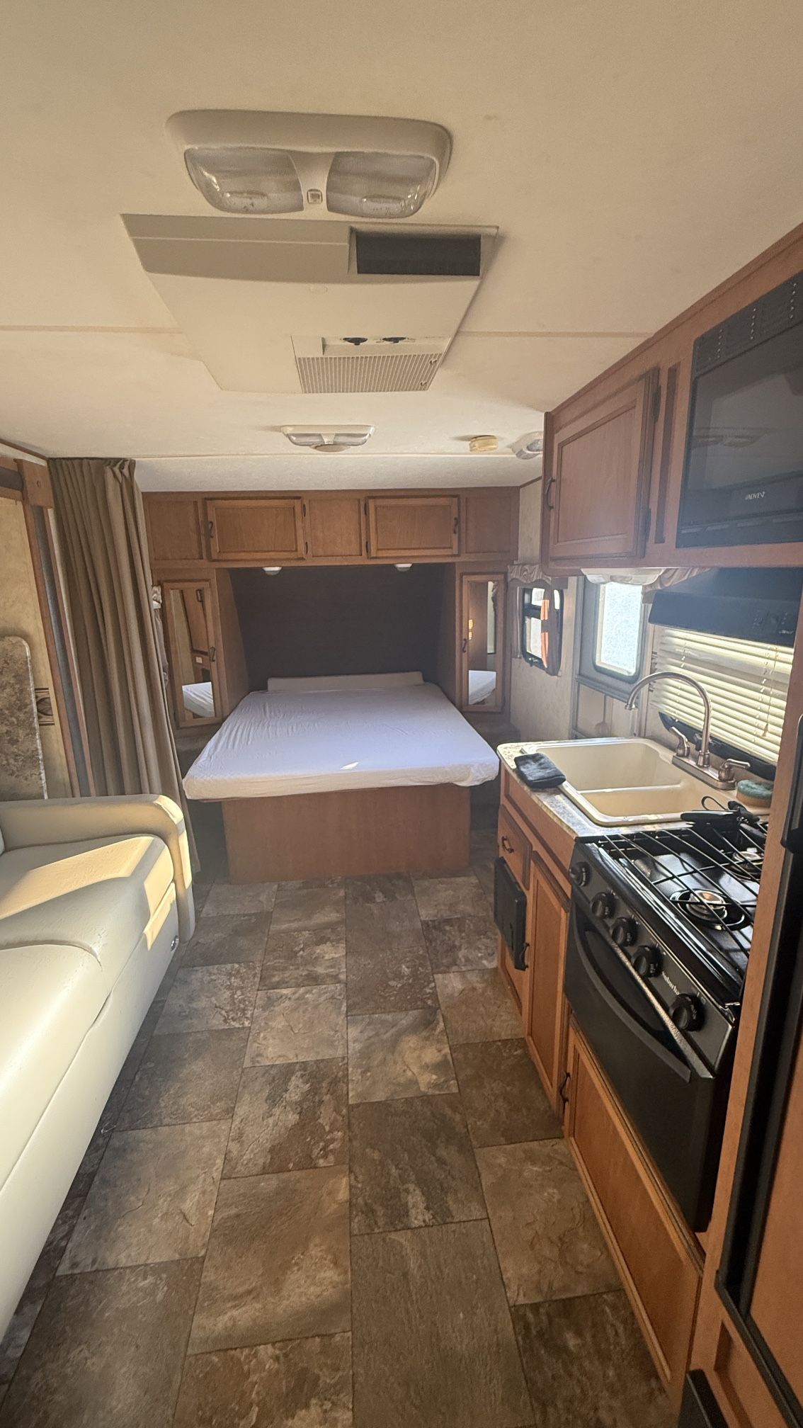 ⭐ RV en renta – $ 800/ Mes 