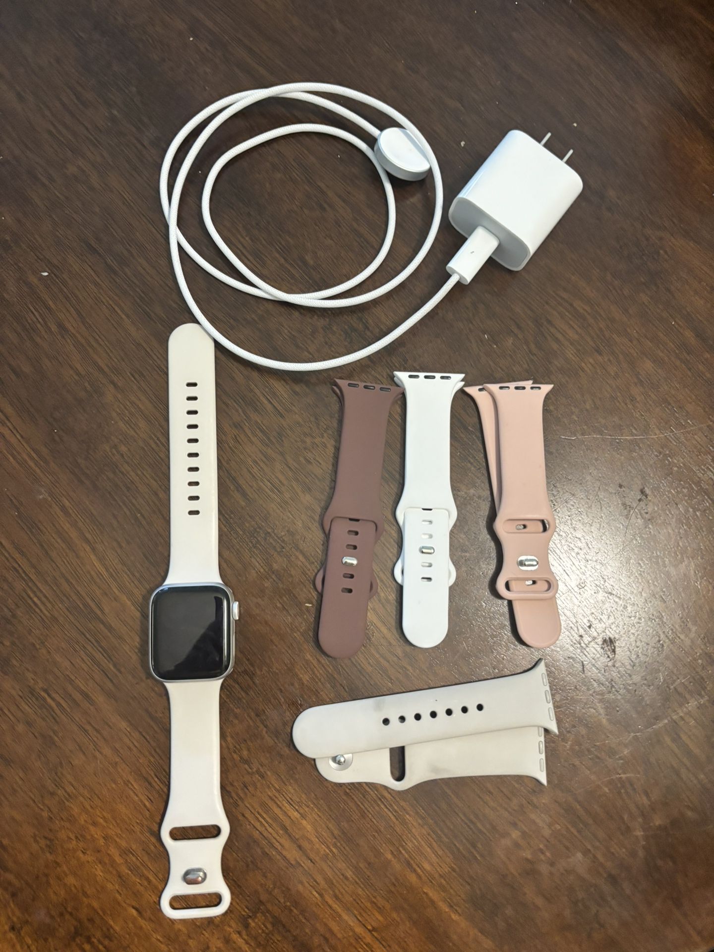Apple Watch SE (2024) 40mm