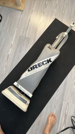 Oreck XL vacumm