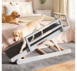 Foldable ramp for pets