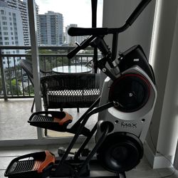Bowflex Max Trainer M5 