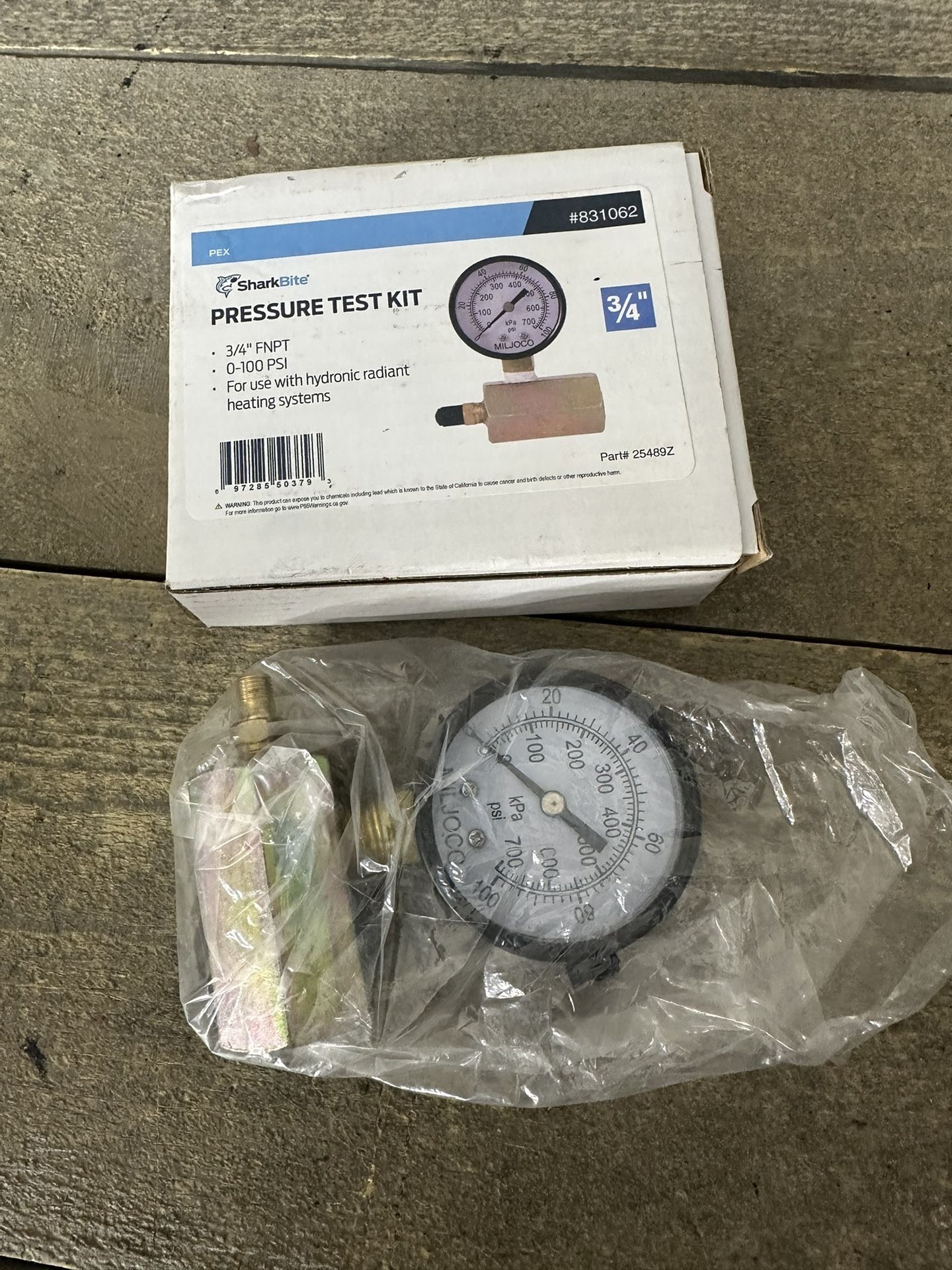 SharkBite 3/4" FNPT 0-100 PSI 25489Z Pressure Test Kit #831062