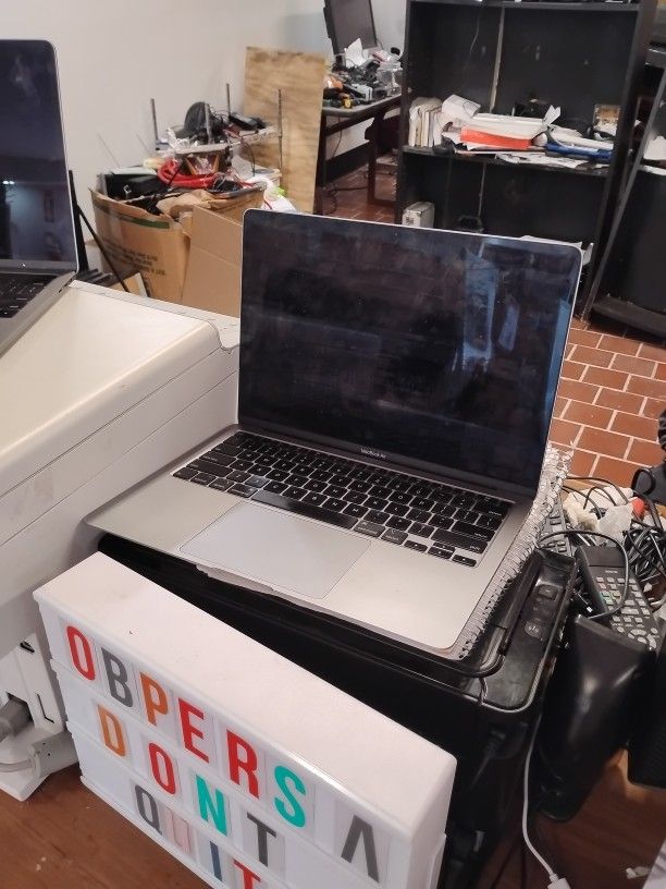 Macbook Air (Apple ID, Model: A2179)