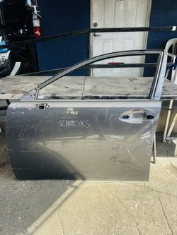 Lexus ES 2013-2018 Left Driver Side Front Door Oem