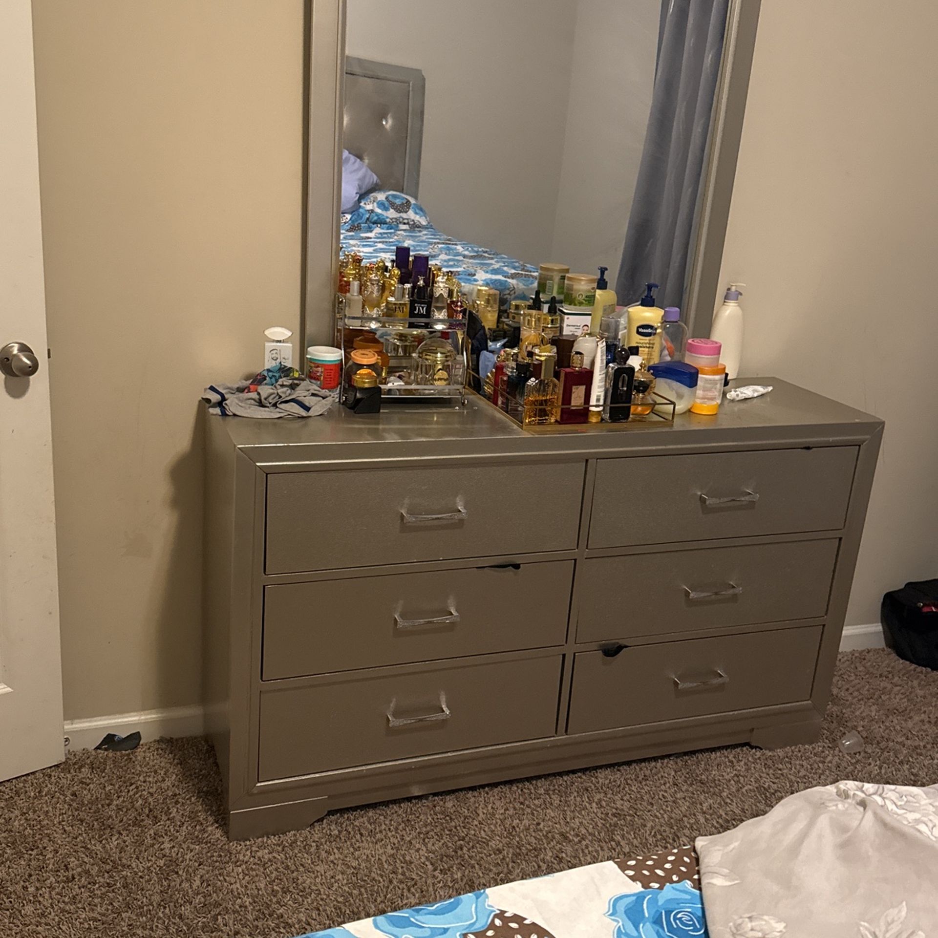 Dresser For Bedroom With Mirror