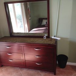 2 Identical Queen Bedroom Sets 