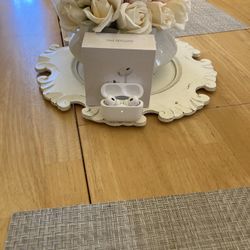 AirPods 2nd Generation 