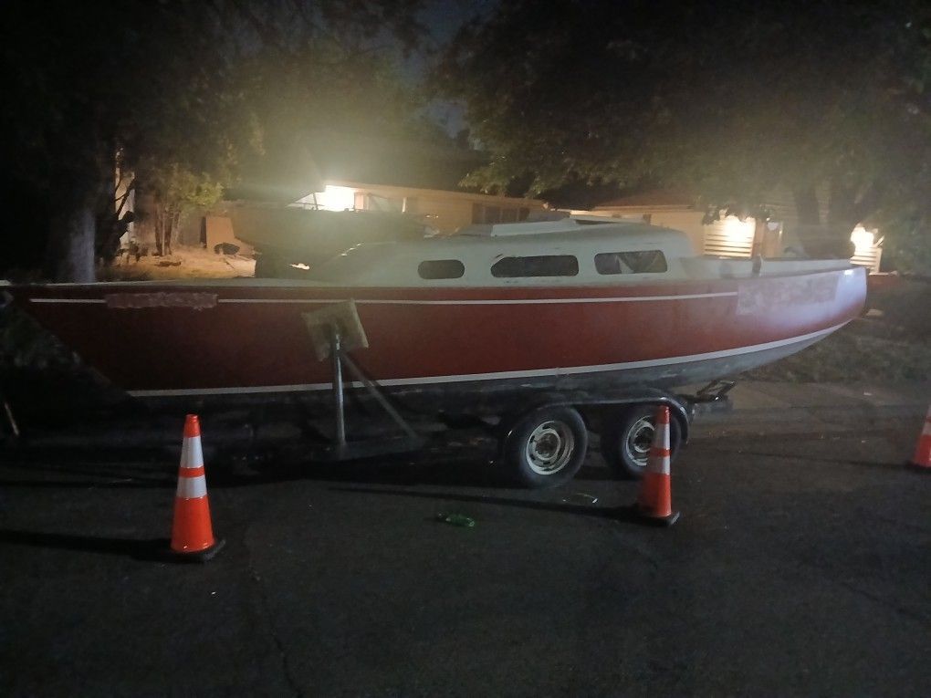Catilina Sail Boat For Sale