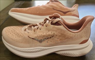 Hoka Mach 6 Women's Rose Latte Blush Low Top Lace-Up Running Sneaker