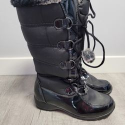 Women's Black Snow Boots