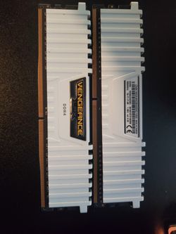 Corsair VENGEANCE Ddr4 3000